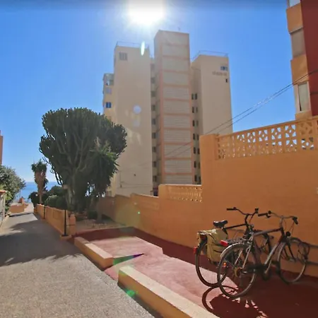 Bonito Estudio Frente Al Mar Con Piscina Calpe